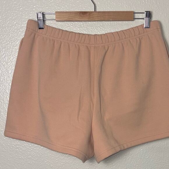 NWT Fabletics Go-To High-Waisted Slim Sweatshort Woman's Size XL -Oak - Picture 13 of 16